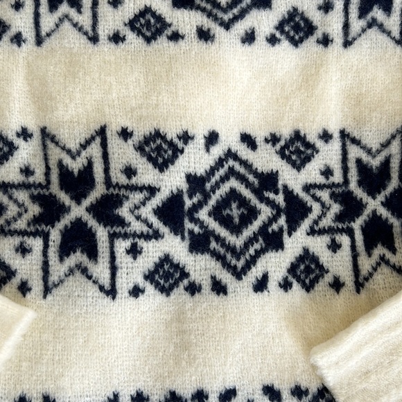 J. Crew Fair Isle Sweater Medium NWT - Picture 4 of 7